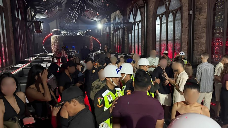 podiumnews.com-WNA Rusia dan Mesir Ditangkap Petugas Imigrasi di Canggu, Kerja Jadi DJ 