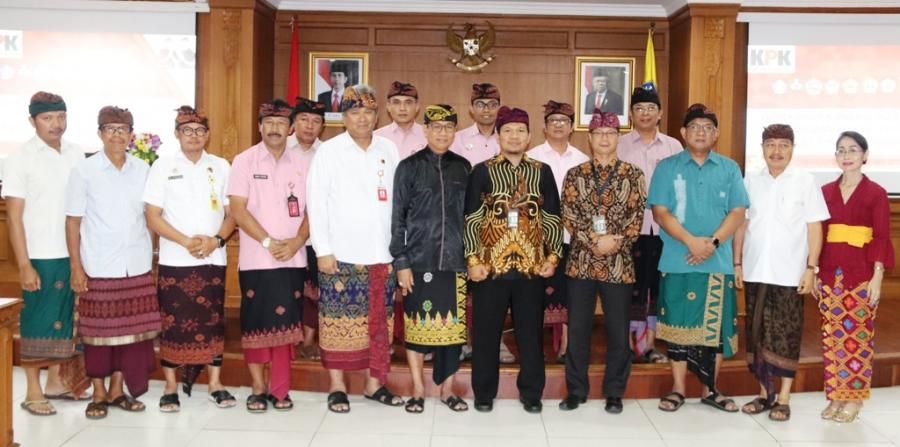 podiumnews.com-Optimalisasi Pendapatan Sektor Pertanahan, KPK Gelar Workshop Koneksi Host to Host PBB dan BPHTB di Badung