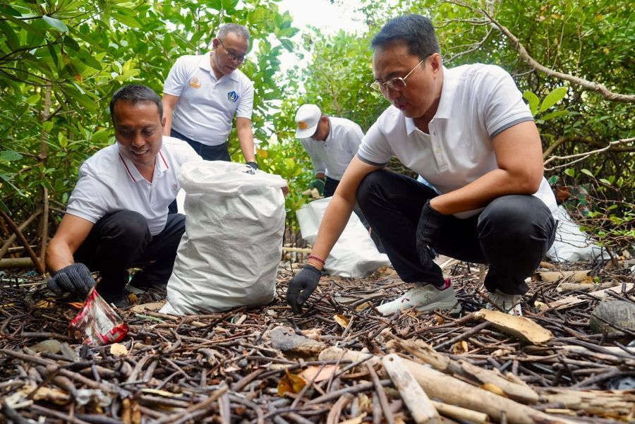 podiumnews.com-World Cleanup Day, Pemkab Badung Gelar Aksi Bersih di Kawasan Mangrove
