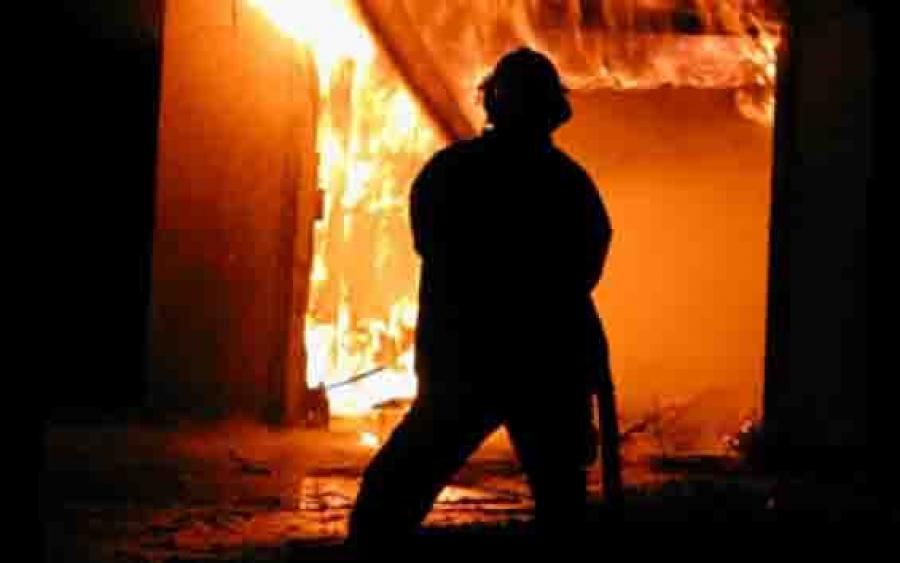 podiumnews.com-Tabung Gas Meledak, Rumah Komang Agus Hangus Terbakar