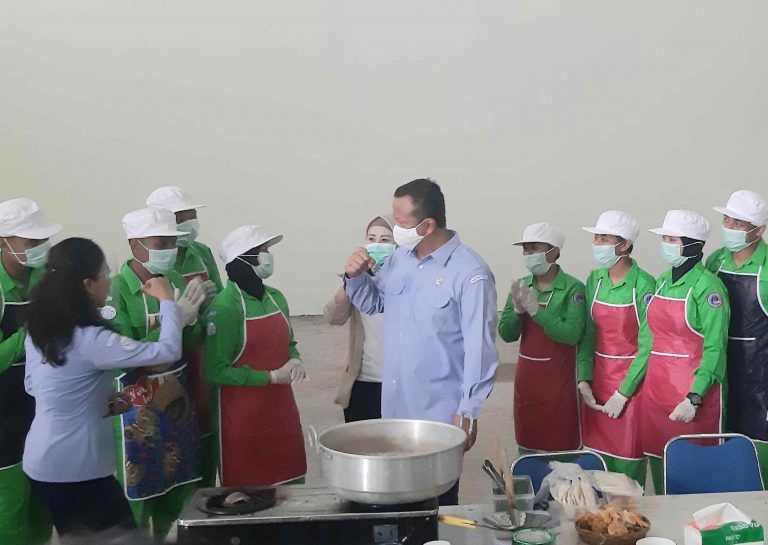 podiumnews.com-Menteri KKP Siapkan Progam Serap Lulusan Politeknik KP