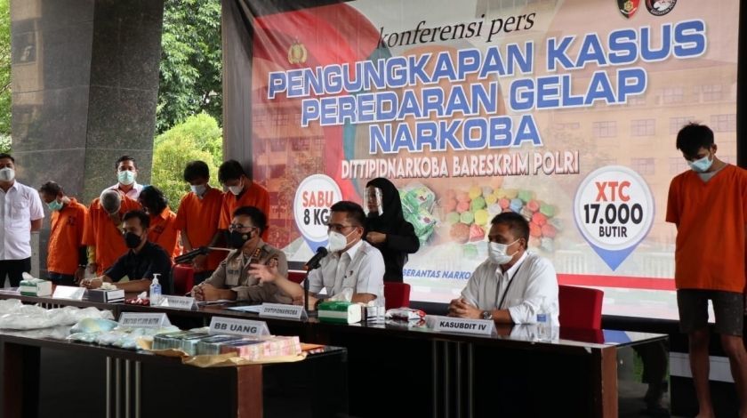 podiumnews.com-Bareskrim Ungkap Peredaran Sabu, Ekstasi, dan Happy Five di Surabaya