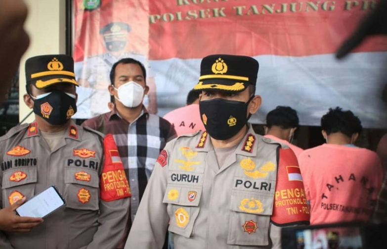 podiumnews.com-Nakes dan Korban Suntik Vaksin Kosong di Pluit Tempuh Jalur Damai