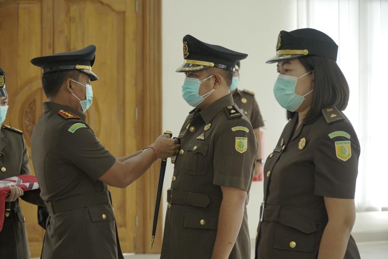 podiumnews.com-Sejumlah Pejabat Struktural Kejari Badung Diganti