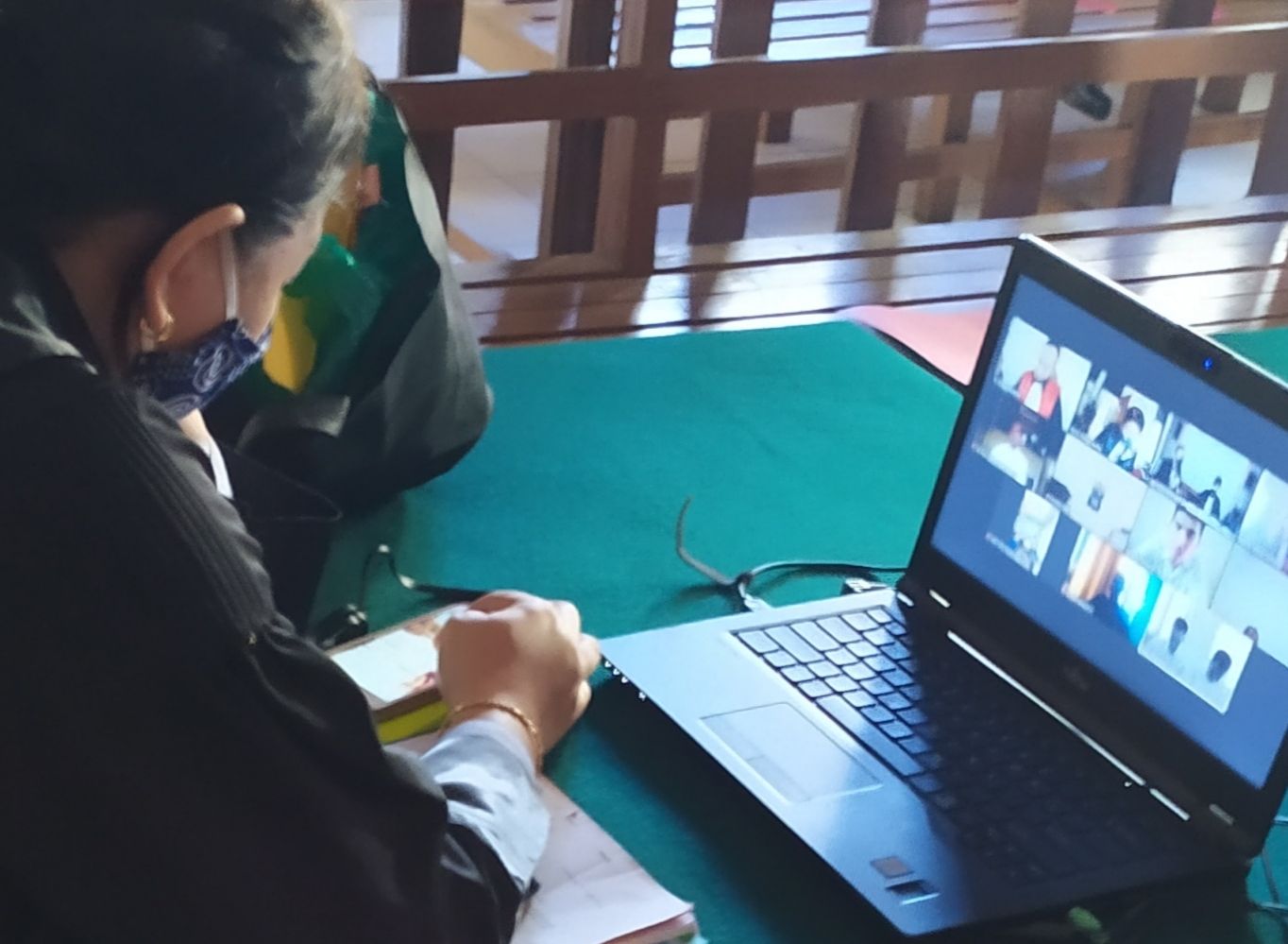 podiumnews.com-PN Denpasar Vonis 12 Tahun Penjara Kurir Narkoba Asal Malang