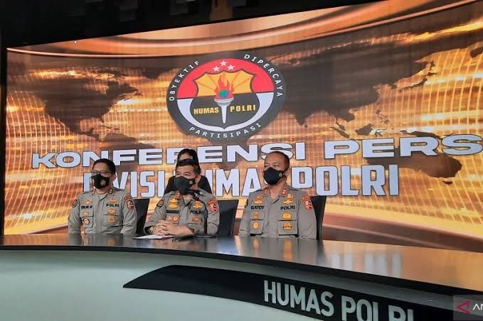 podiumnews.com-Polri: Farid Okbah dkk Terlibat Pendanaan Teroris JI, Ancaman Hukuman 15 Tahun Penjara
