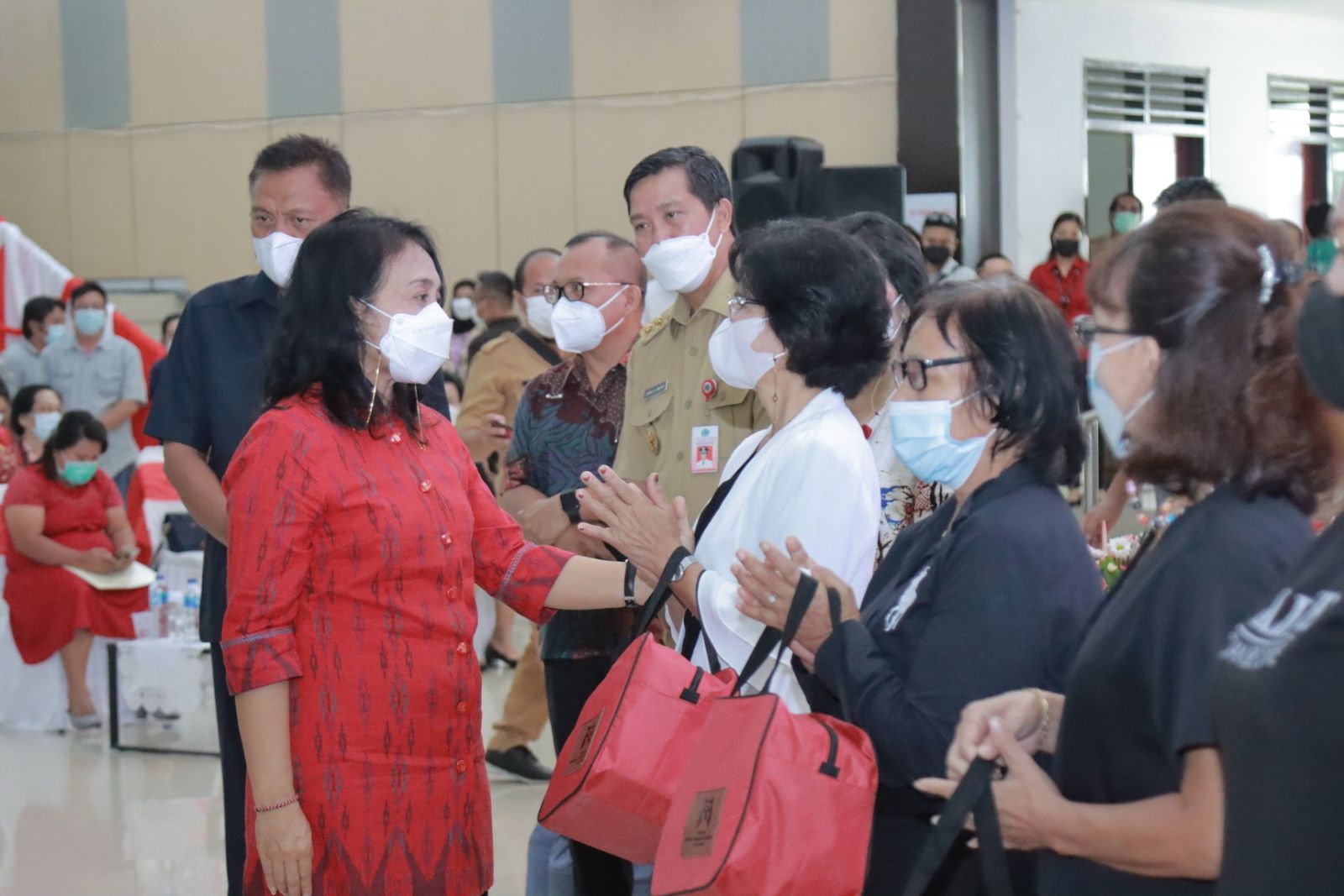 podiumnews.com-MenteriPPPA: Dukung Akses Bantuan Modal Perempuan Pelaku Usaha