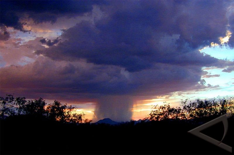 BMKG: Waspadai Potensi Hujan Lebat Pengaruh MJO Fase Awal La Nina