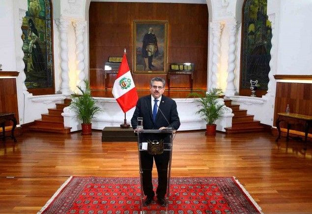 Presiden Peru Mundur Pascademonstrasi 