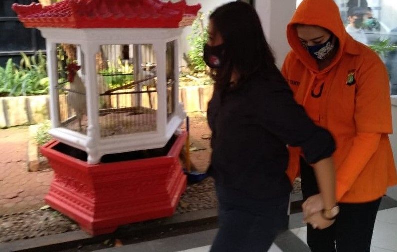 podiumnews.com-Catherine Wilson Mengaku Baru Dua Bulan Gunakan Sabu-Sabu