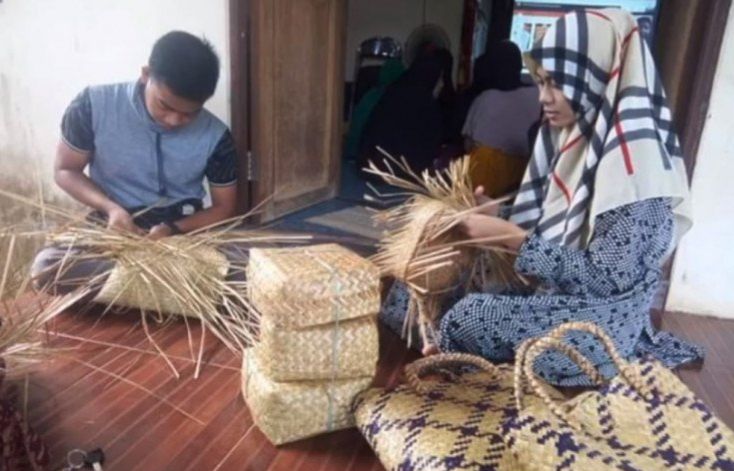 podiumnews.com-Wakil Ketua MPR Minta Ekonomi di Desa Diperkuat Atasi Ancaman Resesi