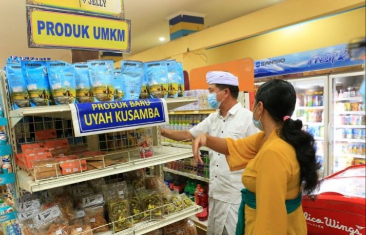 podiumnews.com-Bupati Klungkung Imbau Toko Swalayan Jual Produk Lokal