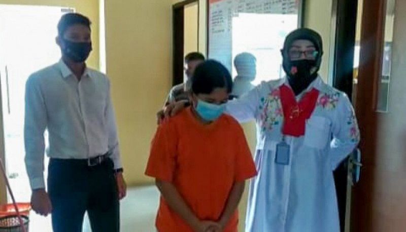 podiumnews.com-Polresta Mataram Tangani Kasus Perempuan Aniaya Tiga Pria