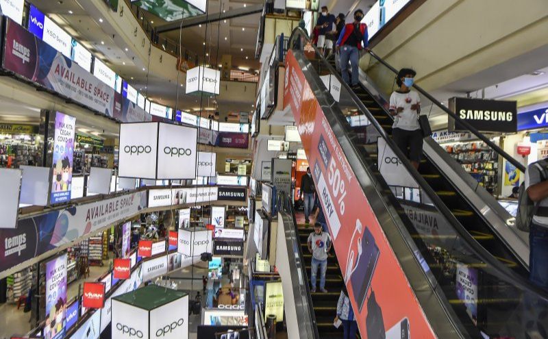 podiumnews.com-Industri Dorong Konsumen Beli Ponsel Resmi Dukung Aturan IMEI