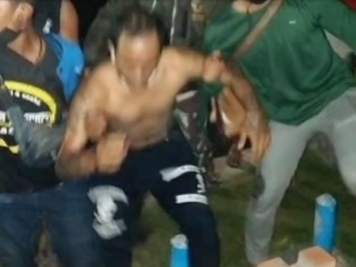 podiumnews.com-Coba Kabur Usai Rampas Motor, Pria Ini Babak Belur Dimassa 