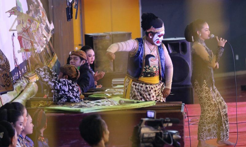 podiumnews.com-Falsafah Pewayangan dan Pendidikan Karakter