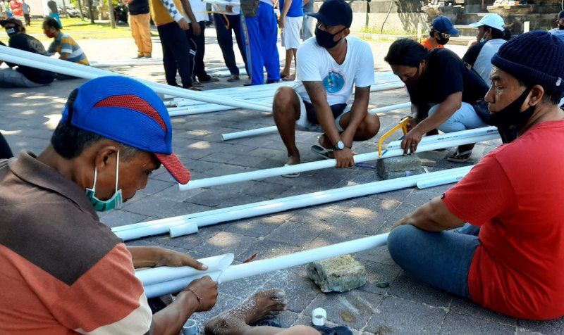 podiumnews.com-Peserta Program PEN Mulai Proses Pengerjaan Penanaman Terumbu Karang