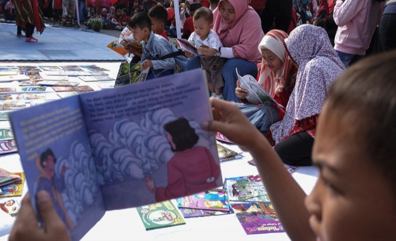 podiumnews.com-Upaya Pemerintah Tingkatkan Literasi Diapresiasi Komisi X DPR 