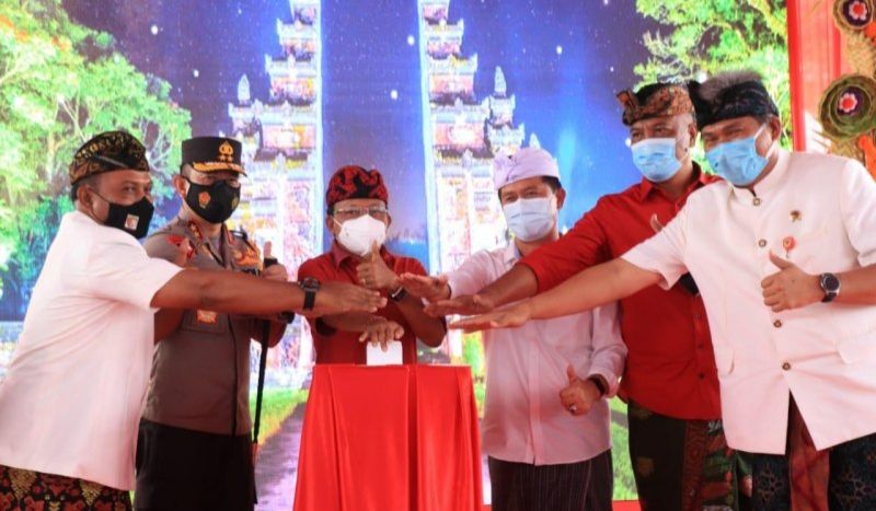 podiumnews.com-Normalisasi Tukad Unda, Gubernur Bali Lakukan Peletakan Batu Pertama