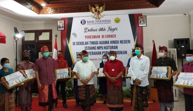 podiumnews.com-BI Bali Bantu Paket Pendidikan Daring di Buleleng