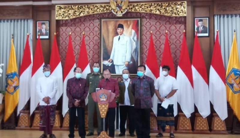 Transportasi Udara Di Bali Buka, Pengunjung Wajib Tunjukan Uji Usap 