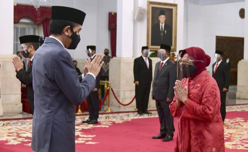 podiumnews.com-Mantan Hakim MK Beri Pandangan Soal Mentri Rangkap Jabatan