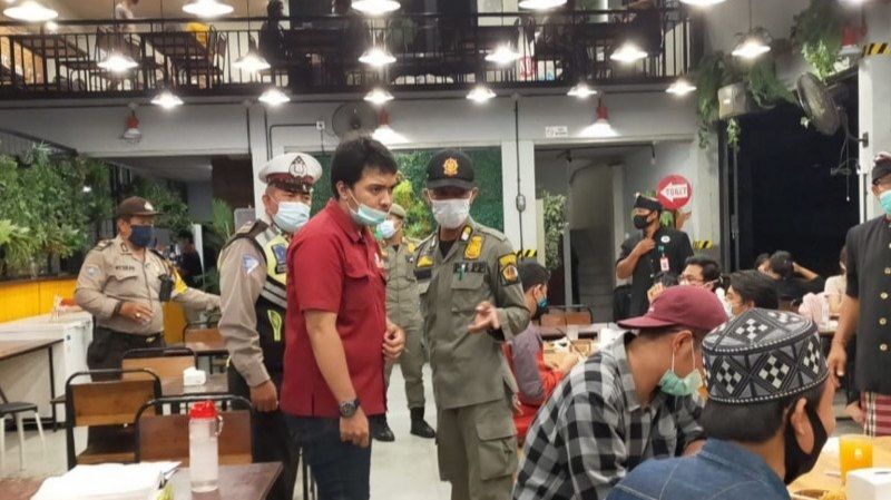 podiumnews.com-30 Orang Pelanggar Prokes Terjaring Tim Yustisi Denpasar