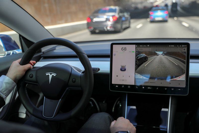 podiumnews.com-Baru Kerja Tiga Hari, Insinyur Dituduh Curi Dokumen Rahasia Tesla