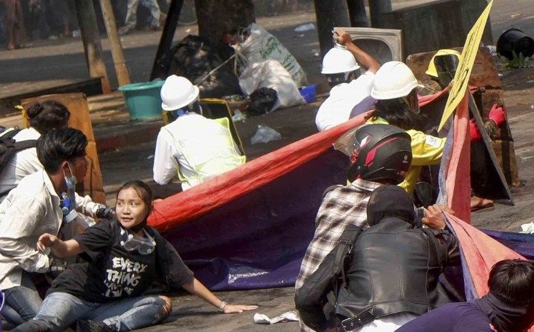 podiumnews.com-Penyelidik HAM PBB Serukan Sanksi Berat Terhadap Myanmar