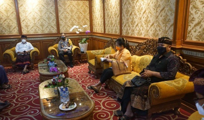 podiumnews.com-Pemkot Denpasar Tindak Lanjuti Intruksi PSBB 