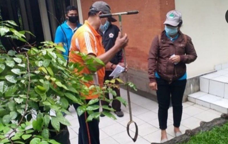 podiumnews.com-DLHK Denpasar Pantau Program Biopori