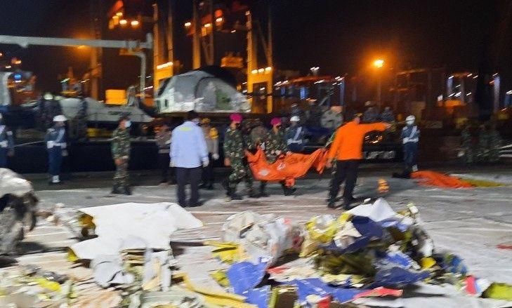 podiumnews.com-67 Kantong Terkumpul Pada Hari Keenam Pencarian SJ 182