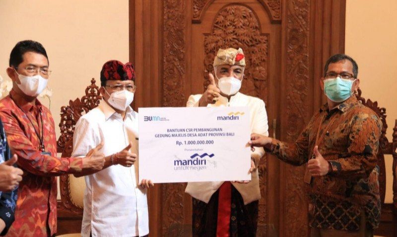 podiumnews.com-Gubernur Bali Terima Bantuan 'CSR' Bank Mandiri Sejumlah Rp1 miliar
