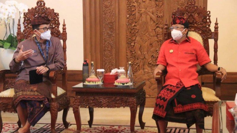 podiumnews.com-Menparekraf-Gubernur Bali Bahas Pinjaman Lunak untuk Pelaku Pariwisata
