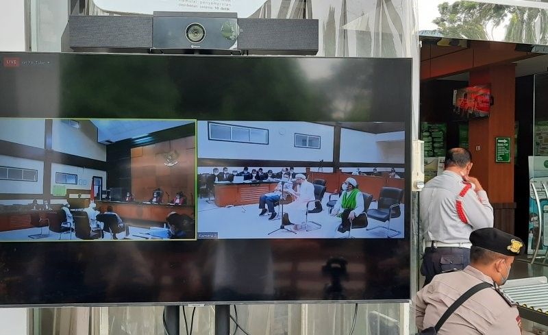 podiumnews.com-Rizieq Shihab Divonis 4 Tahun Penjara Kasus RS UMMI Bogor
