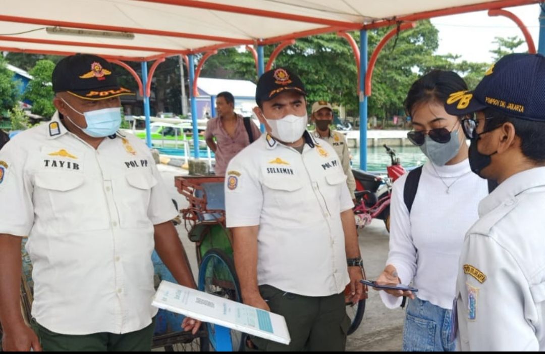 podiumnews.com-Masuk Pulau Kelapa, Wisatawan Cukup Scan PeduliLindungi