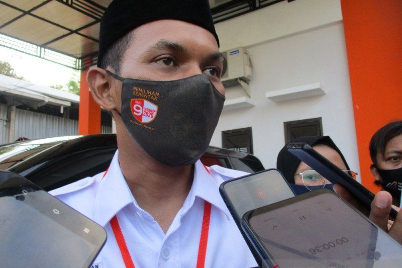 KPU Kabupaten Blitar: Dua Pasangan Bakal Calon Dinyatakan Sehat