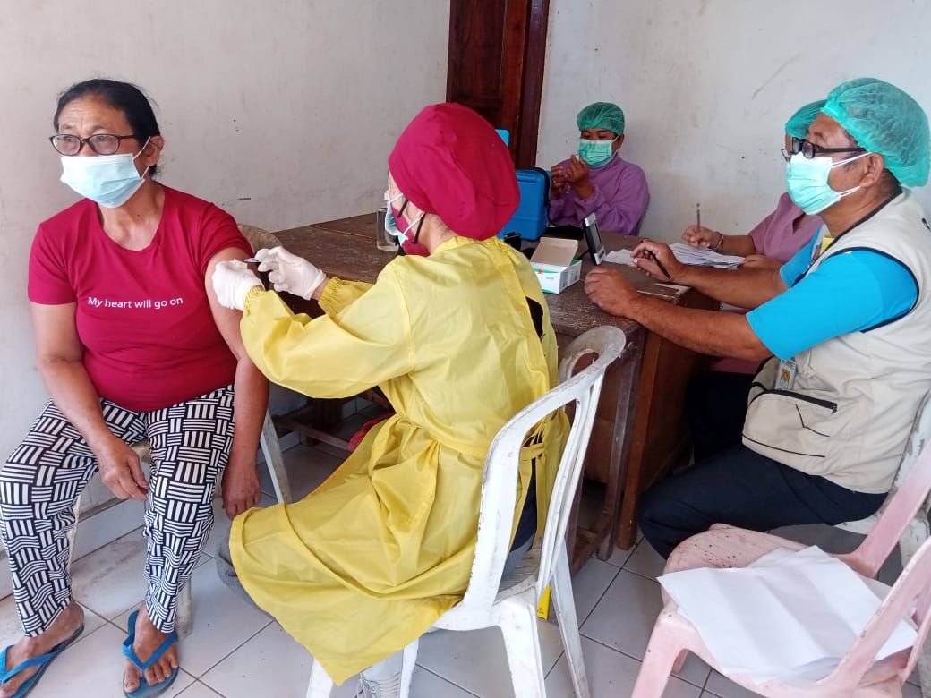 podiumnews.com-Satgas Covid-19 Buleleng Gencarkan Vaksinasi Lansia