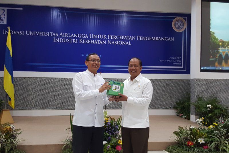 podiumnews.com-Riset Unair: Teh Hijau Miliki Kandungan Antioksidan Terbaik