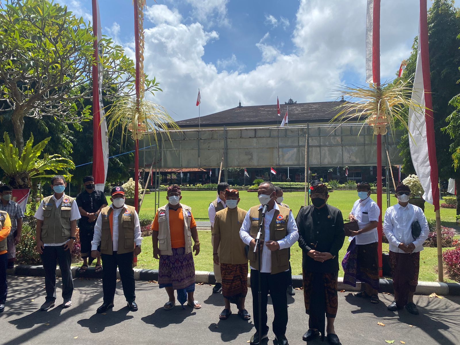podiumnews.com-BNPB Luncurkan Mobil Masker di Pulau Dewata
