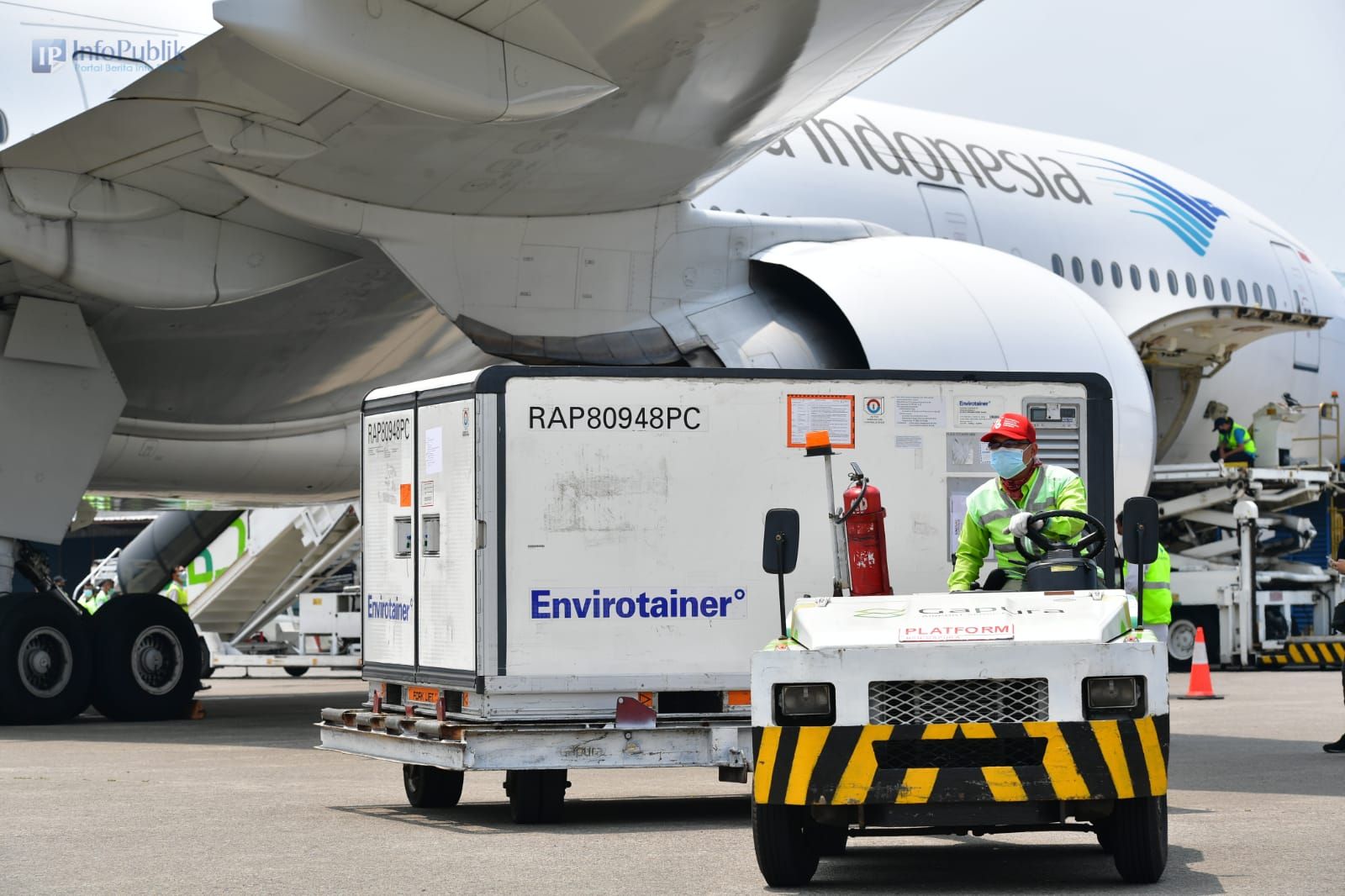 podiumnews.com-Lima Juta Dosis Vaksin Sinovac Kembali Tiba di Indonesia