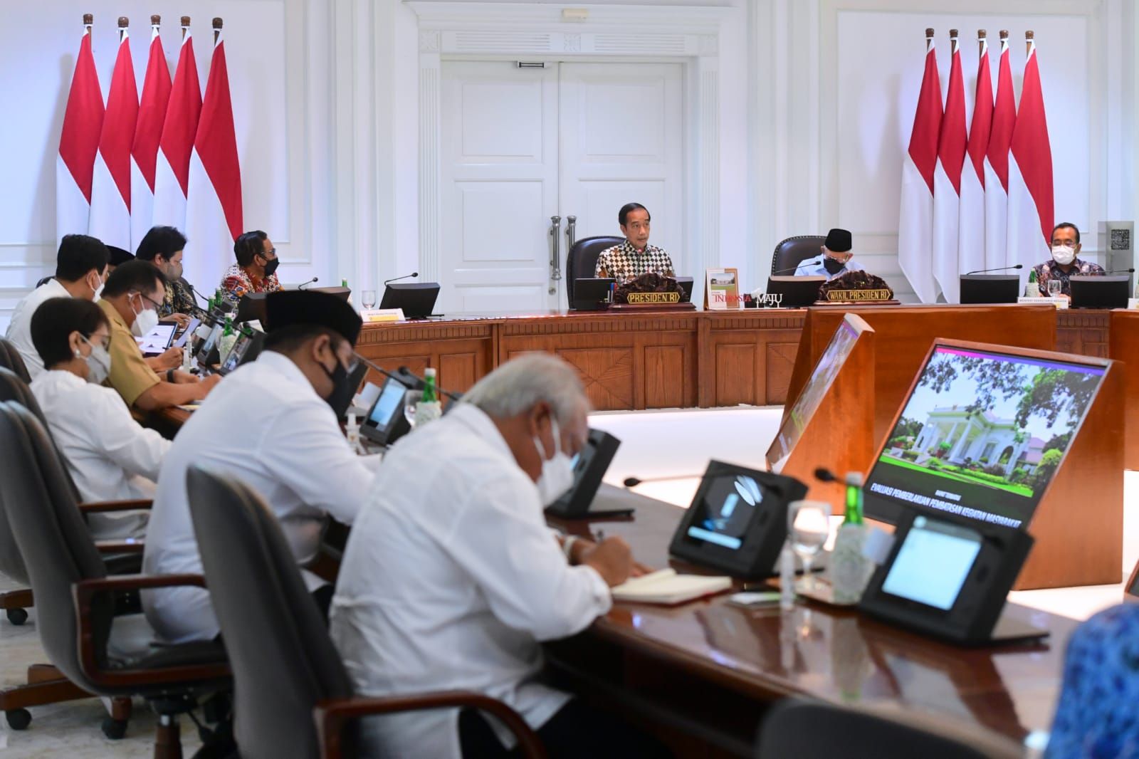 podiumnews.com-Vaksinasi Booster Akan Dimulai 12 Januari