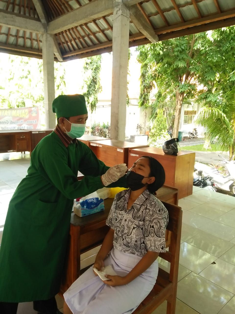 podiumnews.com-Kendalikan Penyebaran Covid-19 saat PTM, Buleleng Lakukan Rapid Tes Acak di Sekolah