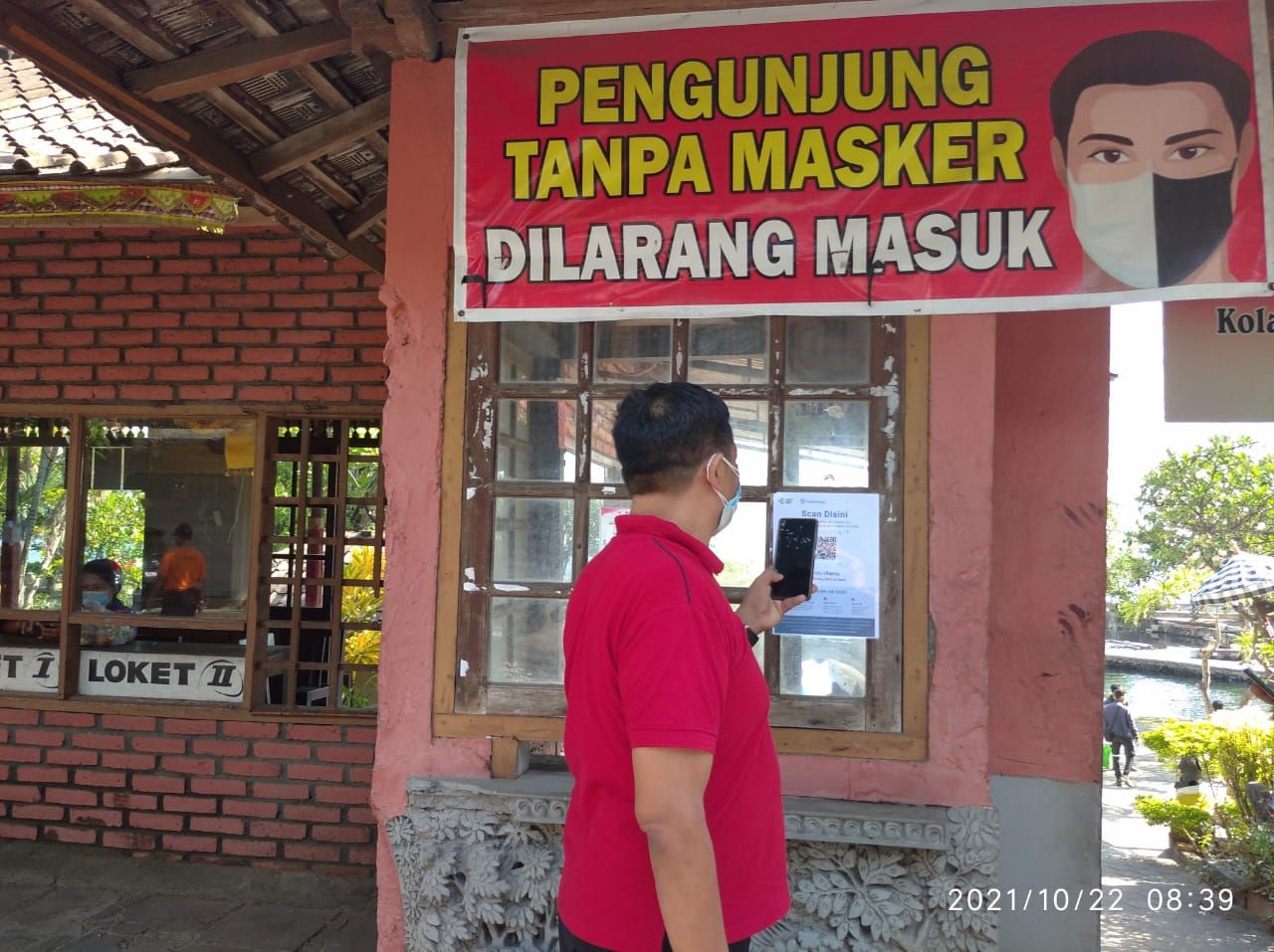 podiumnews.com-DTW di Buleleng sudah Pasang Barcode PeduliLindungi