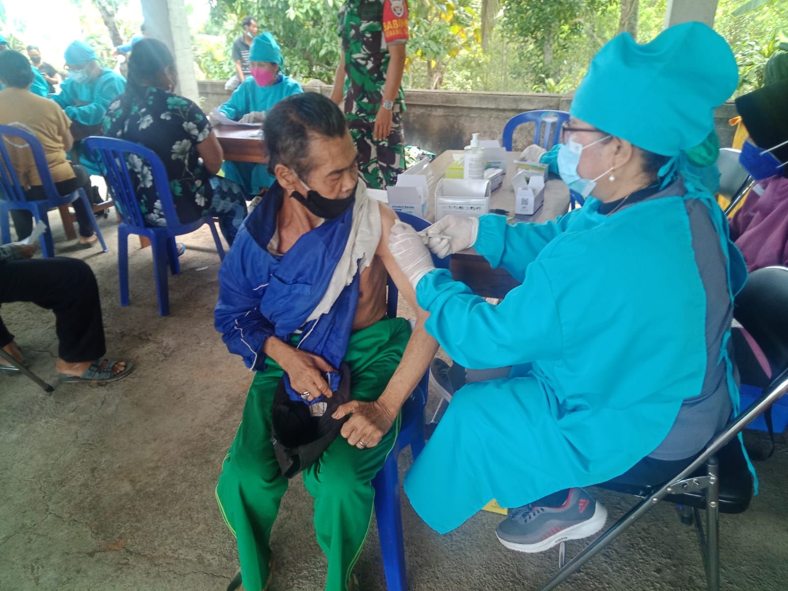 podiumnews.com-Waspadai Tren Kenaikan Kasus Covid-19 di 43 Kabupaten dan Kota di Jawa-Bali