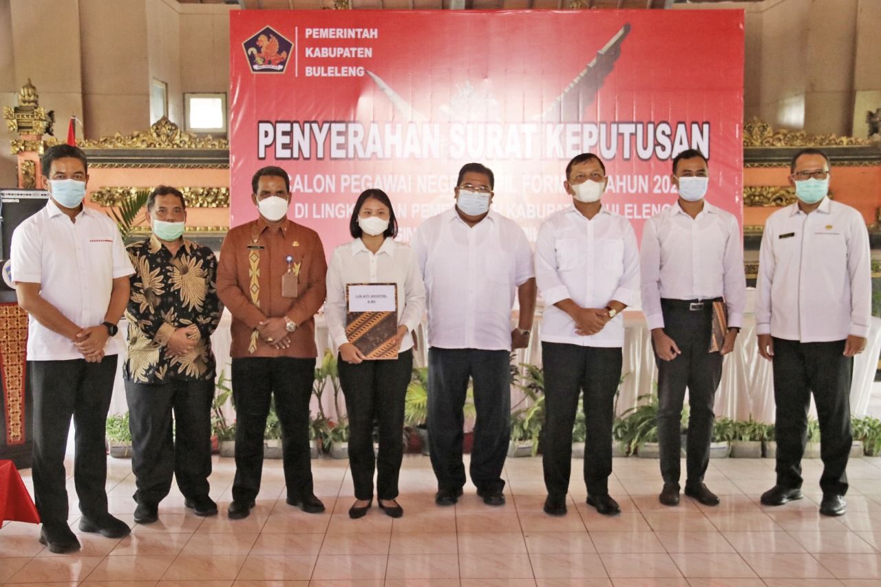 podiumnews.com-Bupati Buleleng Terus Usulkan 19 Jabatan Kosong Perekrutan CPNS 2021