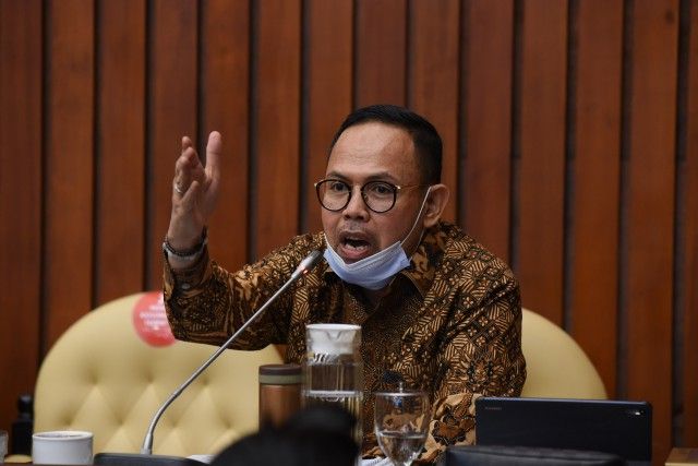 podiumnews.com-Legislator Pertanyakan Temuan Lubang Bekas Tambang di Kawasan IKN