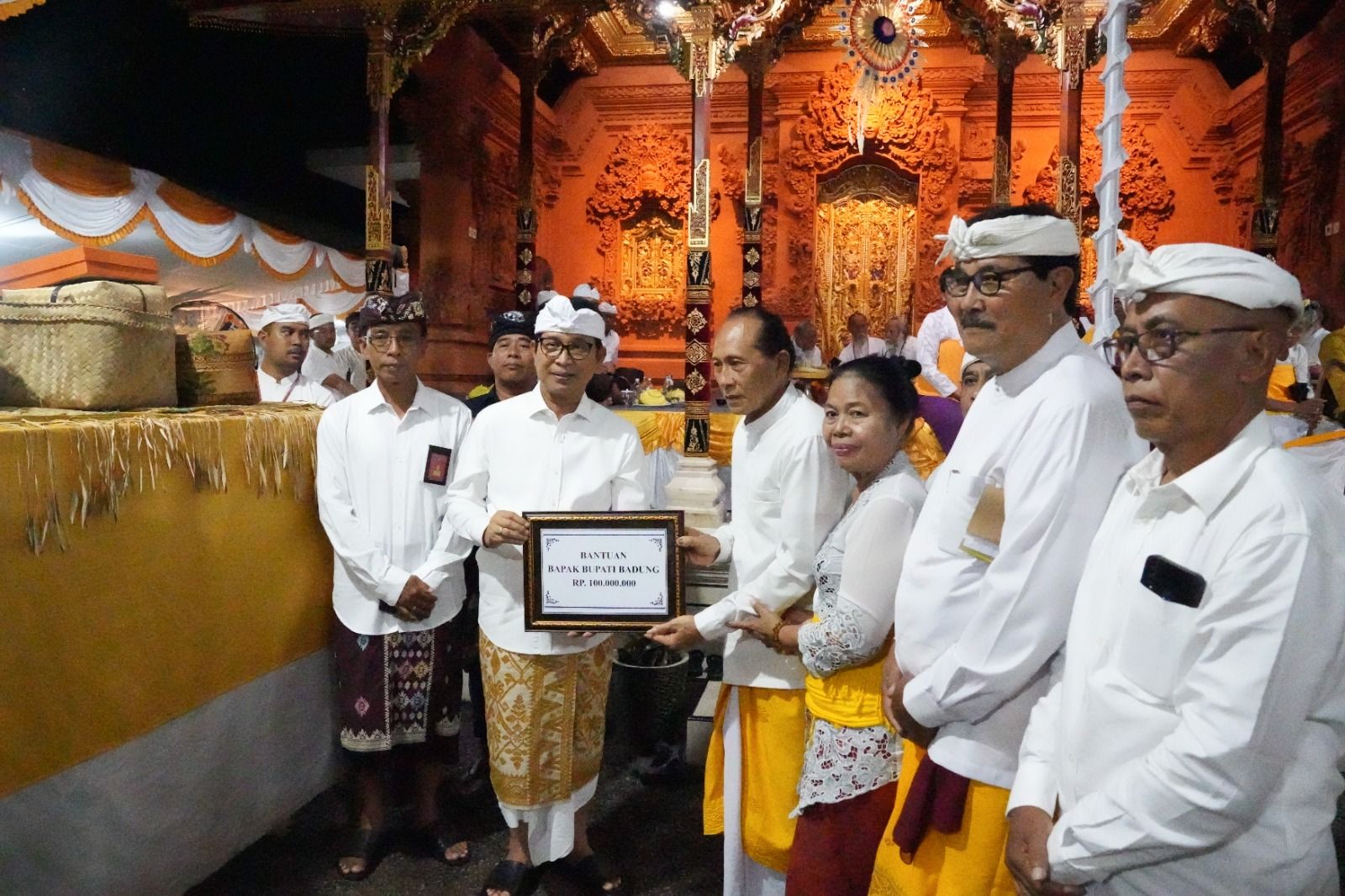 Bupati Adi Arnawa Hadiri Rsi Yadnya Apodgala Dwijati
