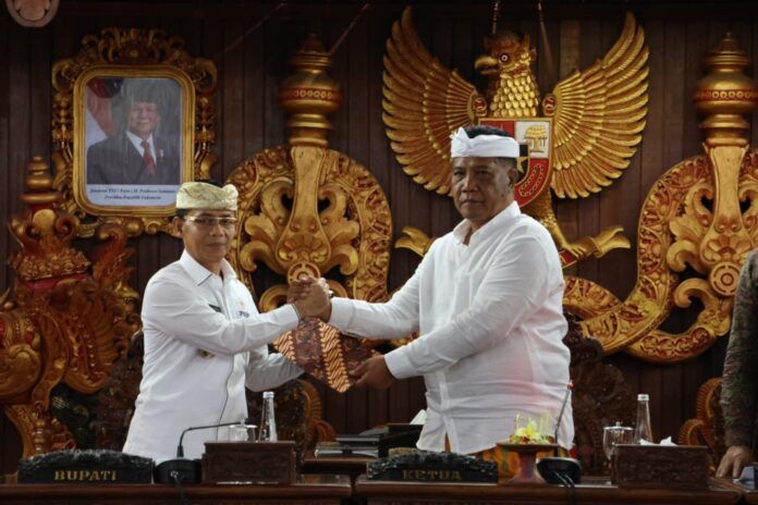 podiumnews.com-DPRD Klungkung Soroti Temuan Rp1,35 Miliar Pajak Belum Optimal