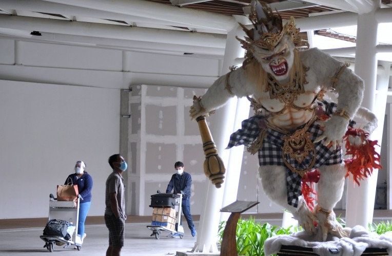 podiumnews.com-Selama Maret, Penumpang Bandara Ngurah Rai Meningkat 68 Persen